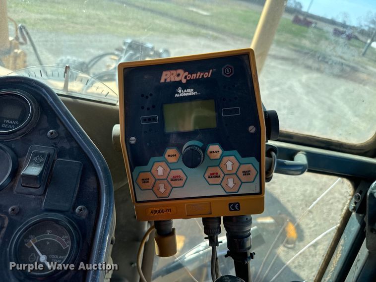 image for item EH5432 1998 Champion 720A VHP motor grader