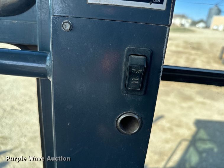 image for item EH5432 1998 Champion 720A VHP motor grader