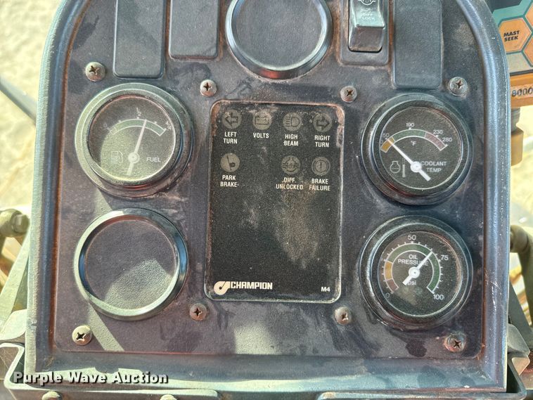 image for item EH5432 1998 Champion 720A VHP motor grader