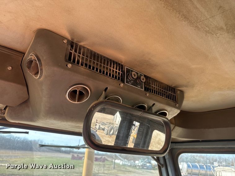 image for item EH5432 1998 Champion 720A VHP motor grader