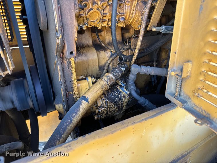 image for item EH5432 1998 Champion 720A VHP motor grader