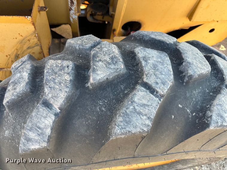 image for item EH5432 1998 Champion 720A VHP motor grader