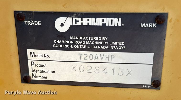 image for item EH5432 1998 Champion 720A VHP motor grader