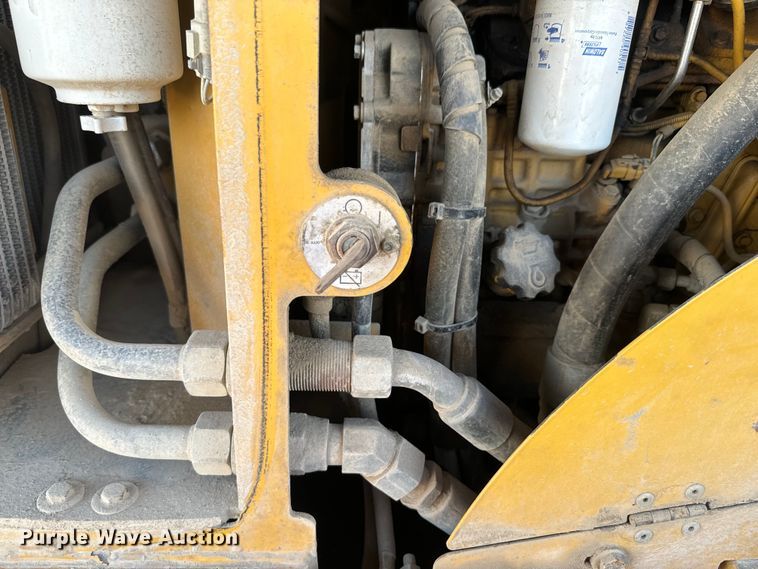 image for item EH5433 2011 Caterpillar 924H wheel loader