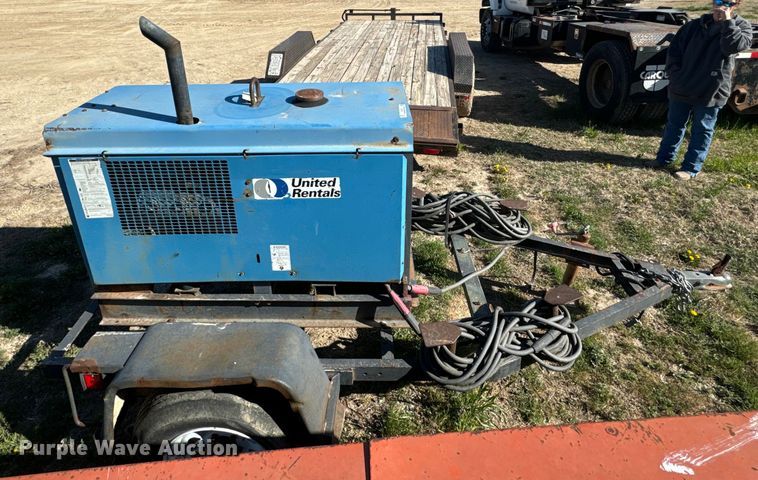 image for item EH5434 Miller Big Blue 251D welder/generator