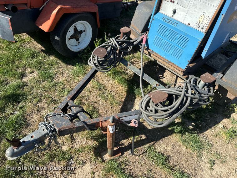 image for item EH5434 Miller Big Blue 251D welder/generator