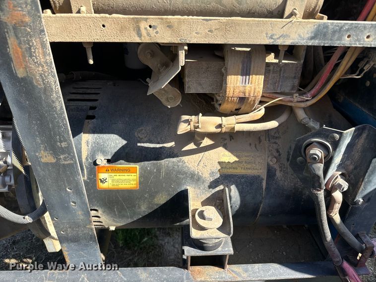 image for item EH5434 Miller Big Blue 251D welder/generator