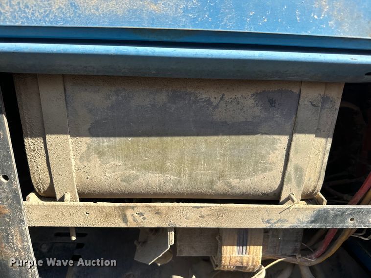 image for item EH5434 Miller Big Blue 251D welder/generator