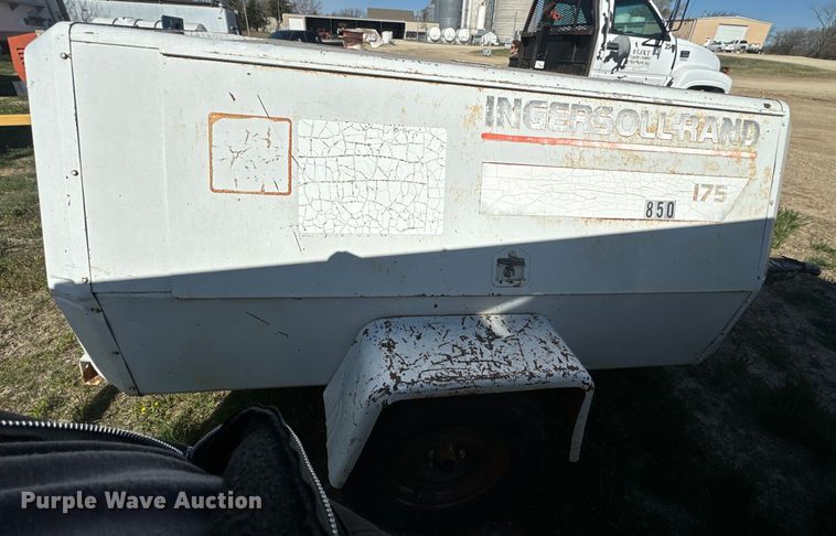 image for item EH5437 Ingersoll Rand 175 air compressor