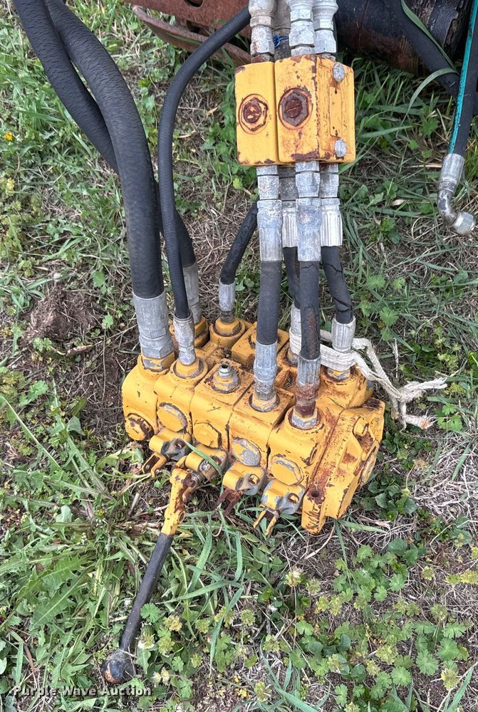 image for item EH5448 1997 Vermeer D7X11A directional boring unit