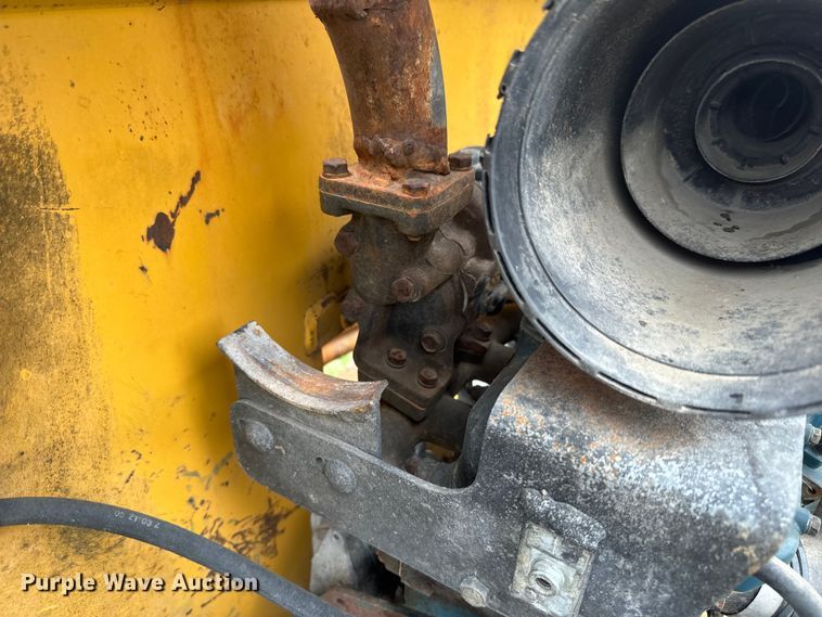 image for item EH5448 1997 Vermeer D7X11A directional boring unit