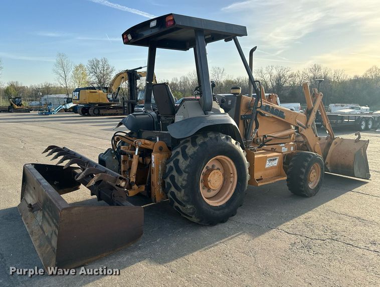 image for item EH6622 2005 Case 570MXT landscape tractor