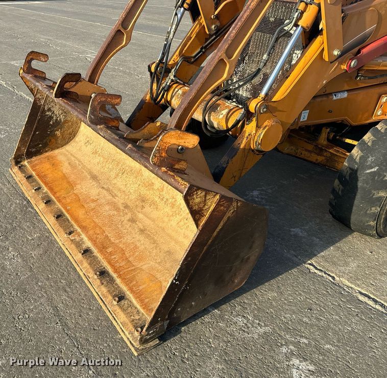 image for item EH6622 2005 Case 570MXT landscape tractor