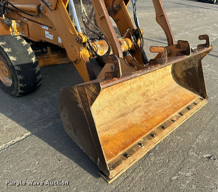 image for item EH6622 2005 Case 570MXT landscape tractor