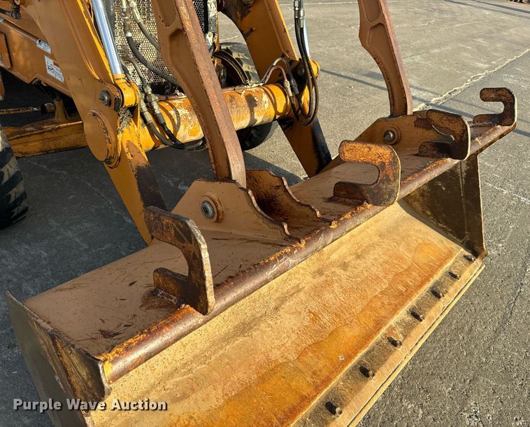 image for item EH6622 2005 Case 570MXT landscape tractor