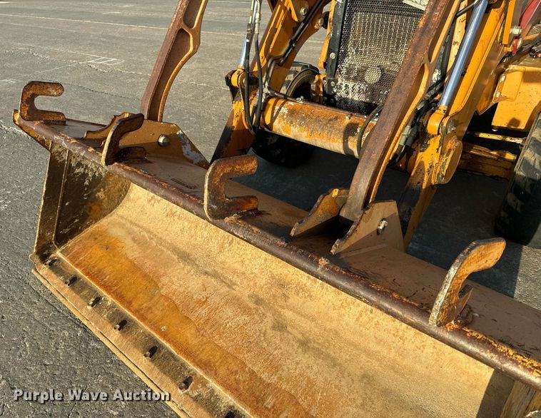 image for item EH6622 2005 Case 570MXT landscape tractor