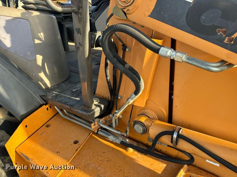 image for item EH6622 2005 Case 570MXT landscape tractor