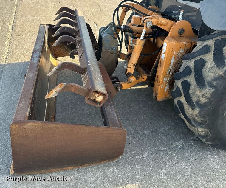 image for item EH6622 2005 Case 570MXT landscape tractor