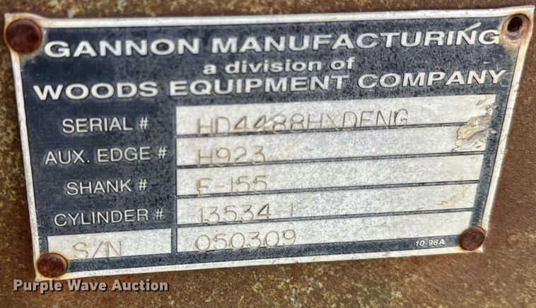 image for item EH6622 2005 Case 570MXT landscape tractor