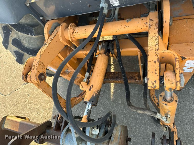 image for item EH6622 2005 Case 570MXT landscape tractor