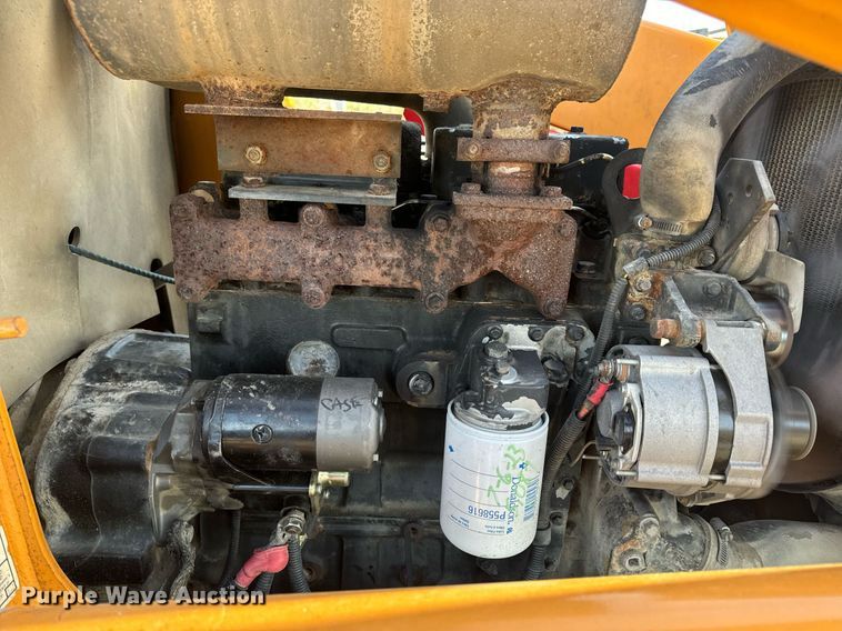 image for item EH6622 2005 Case 570MXT landscape tractor