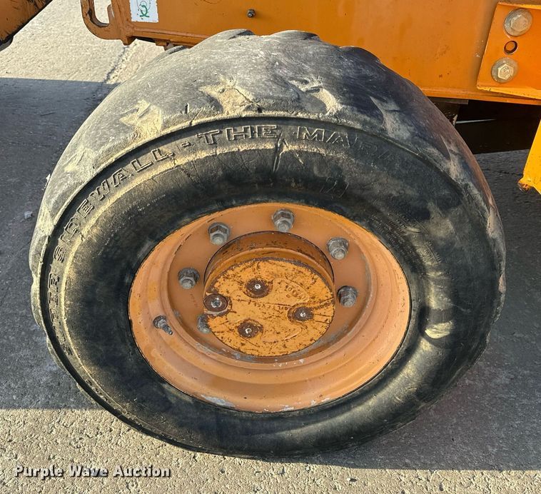 image for item EH6622 2005 Case 570MXT landscape tractor