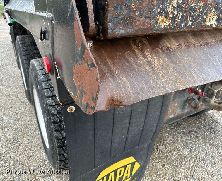 image for item EH6643 1989 Peterbilt 357 dump truck