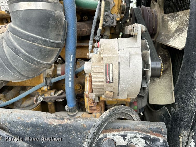 image for item EH6643 1989 Peterbilt 357 dump truck