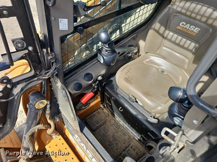 image for item EJ6216 2014 Case TV380 tracked skid steer loader