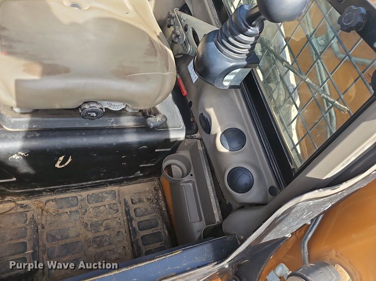 image for item EJ6216 2014 Case TV380 tracked skid steer loader