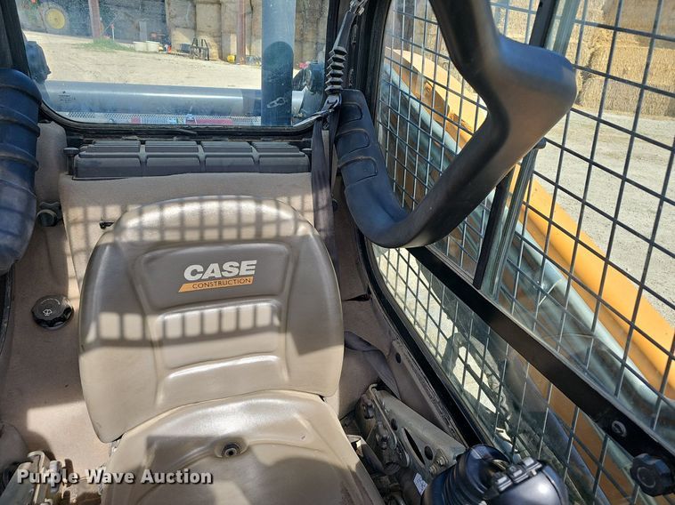 image for item EJ6216 2014 Case TV380 tracked skid steer loader