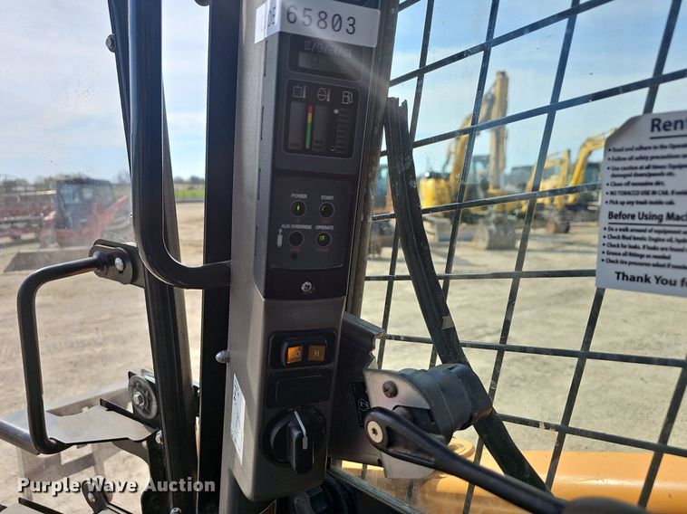 image for item EJ6216 2014 Case TV380 tracked skid steer loader