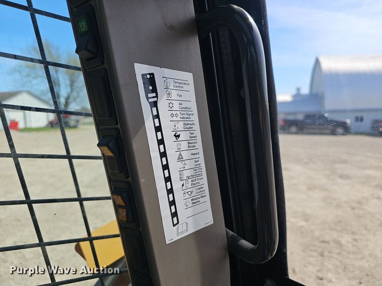 image for item EJ6216 2014 Case TV380 tracked skid steer loader