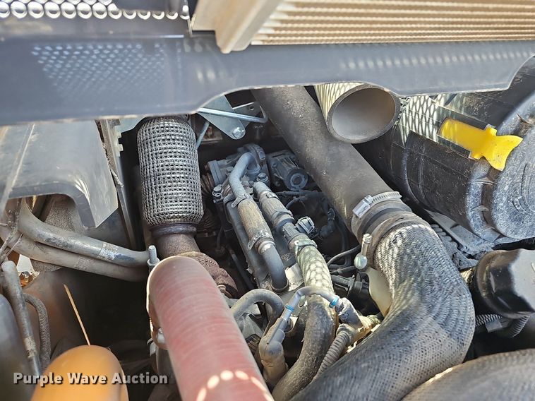 image for item EJ6216 2014 Case TV380 tracked skid steer loader