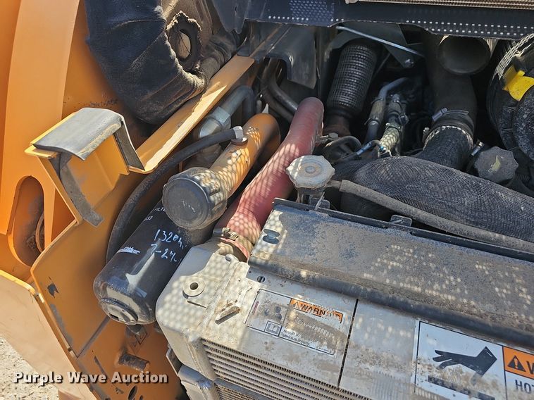 image for item EJ6216 2014 Case TV380 tracked skid steer loader