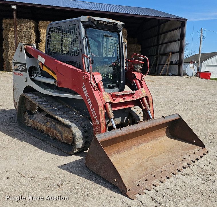 image for item EJ6217 2017 Takeuchi TL12R2 tracked skid steer loader