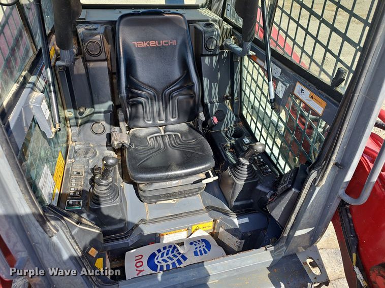image for item EJ6217 2017 Takeuchi TL12R2 tracked skid steer loader