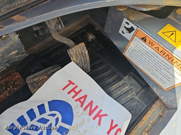 image for item EJ6217 2017 Takeuchi TL12R2 tracked skid steer loader