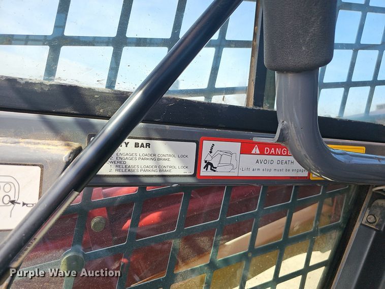 image for item EJ6217 2017 Takeuchi TL12R2 tracked skid steer loader