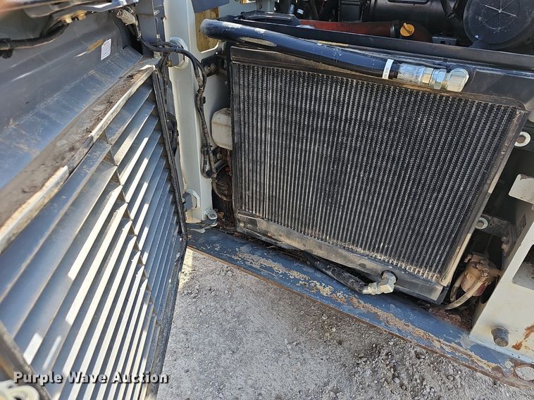 image for item EJ6217 2017 Takeuchi TL12R2 tracked skid steer loader