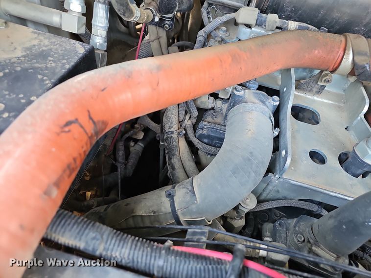 image for item EJ6217 2017 Takeuchi TL12R2 tracked skid steer loader