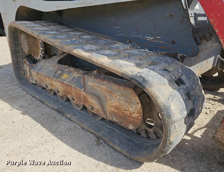 image for item EJ6217 2017 Takeuchi TL12R2 tracked skid steer loader