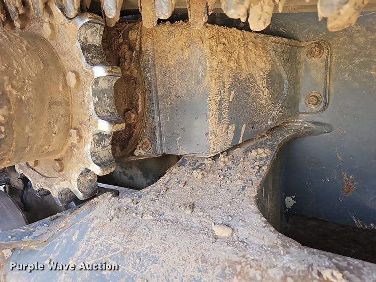 image for item EJ6217 2017 Takeuchi TL12R2 tracked skid steer loader