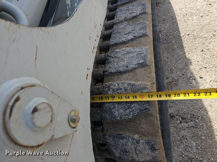 image for item EJ6217 2017 Takeuchi TL12R2 tracked skid steer loader