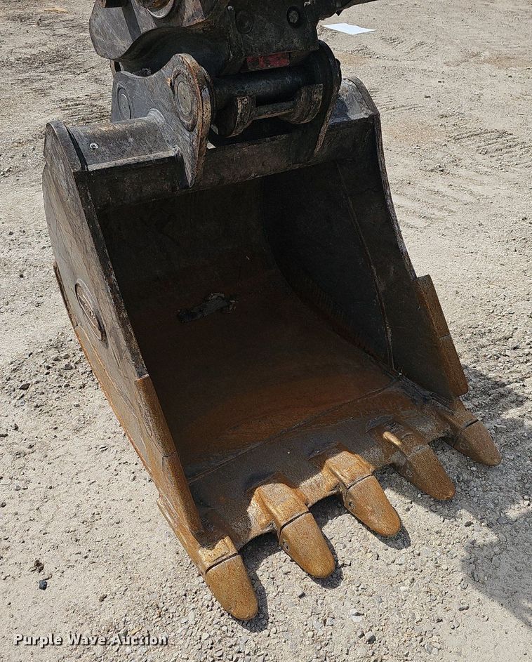 image for item EJ6219 2019 Kobelco  SK140SRLC-5 excavator