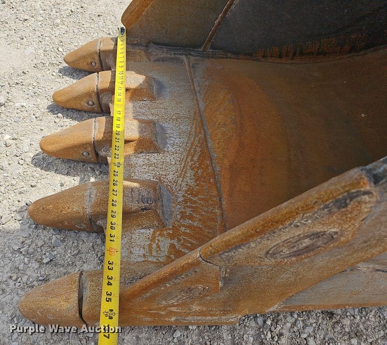 image for item EJ6219 2019 Kobelco  SK140SRLC-5 excavator