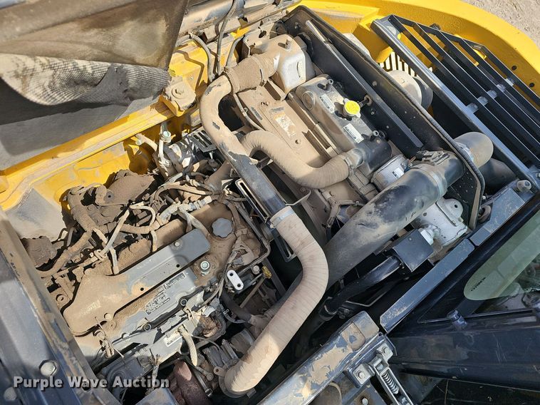 image for item EJ6219 2019 Kobelco  SK140SRLC-5 excavator