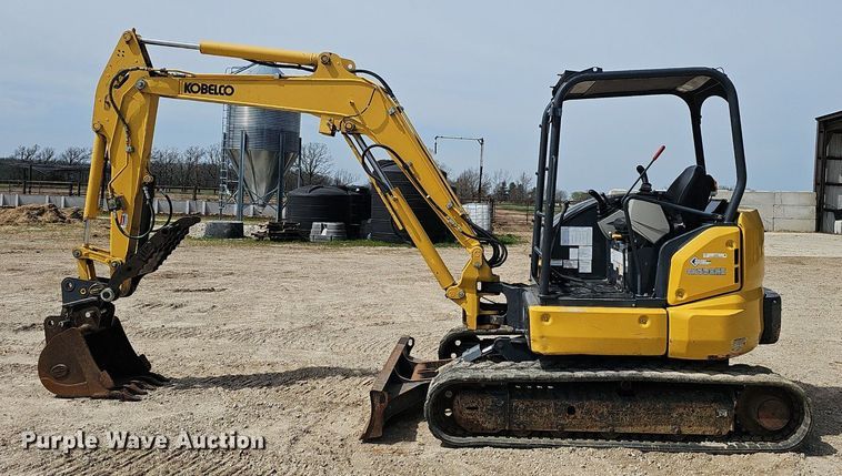 image for item EJ6220 2019 Kobelco  SK55SRX-6E mini excavator