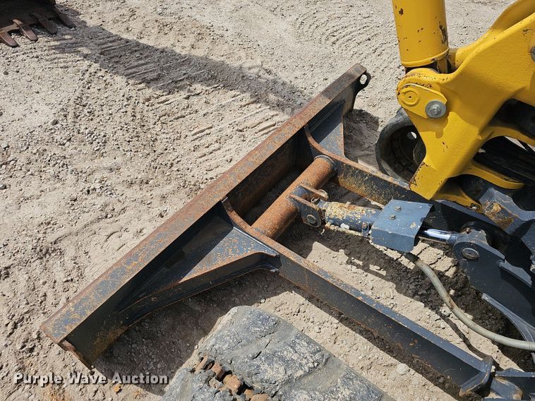 image for item EJ6220 2019 Kobelco  SK55SRX-6E mini excavator