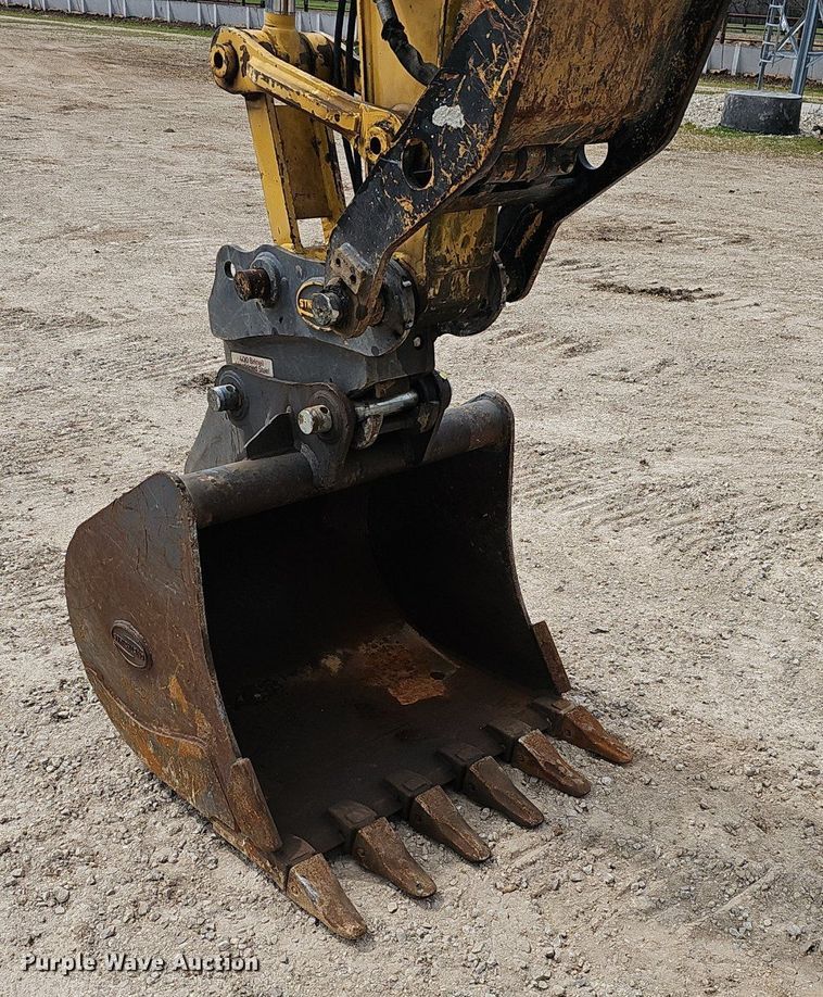 image for item EJ6221 2020 Kobelco  SK85CS-7 excavator